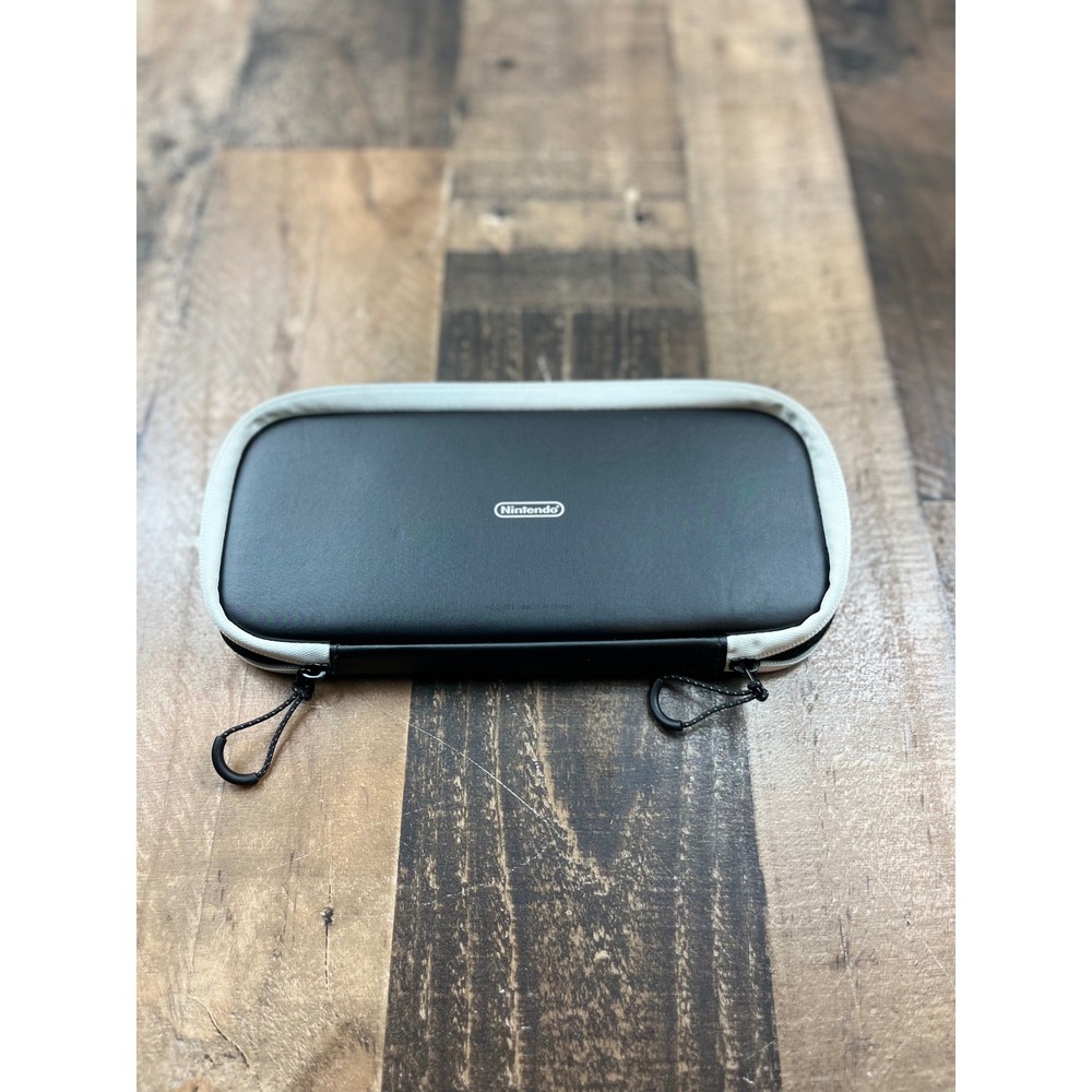 Nintendo Switch Carrying Case Black White Good Condition Slim Travel Pouch